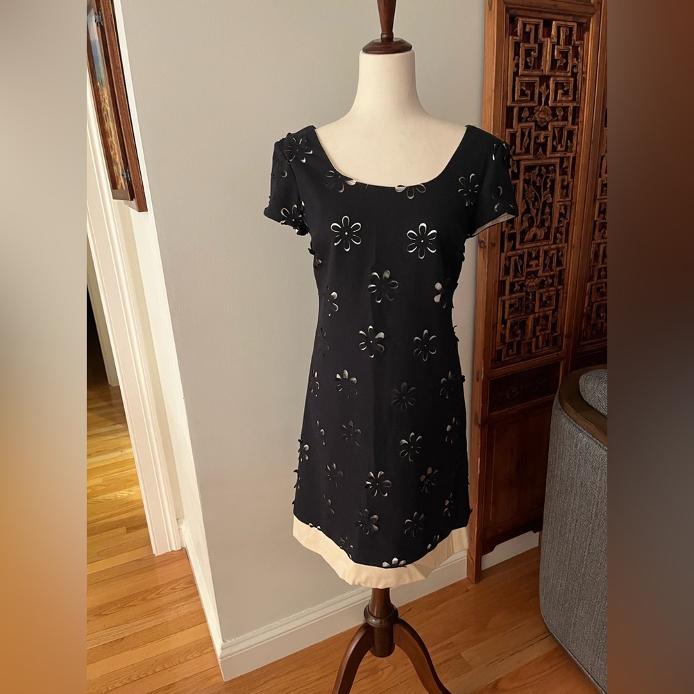 Sara Campbell Blue Flower Cutout Dress Women’s Size 2 Like New